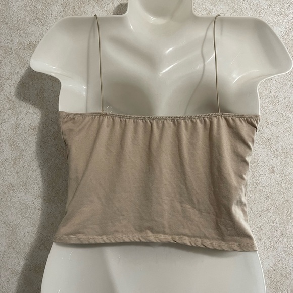 ❤️ Gaze basic cropped tank. - Picture 2 of 4